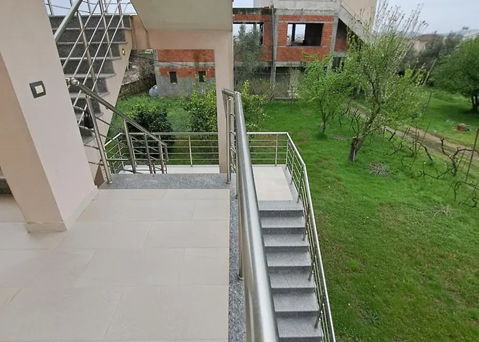 Gili & Delo Luxury Apartments-νear Airport * Valjiosi
