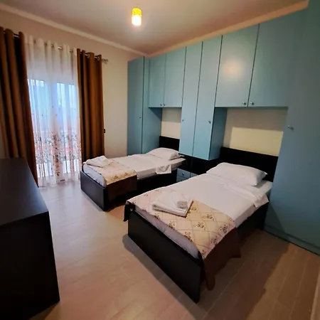 Gili & Delo Luxury Ferienhaus Valjiosi